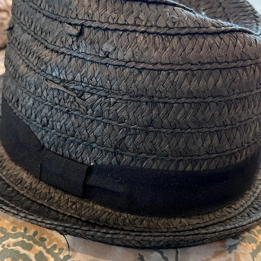 Fedora Hat Men’s 100% paper straw color gray excellent preowned condition
